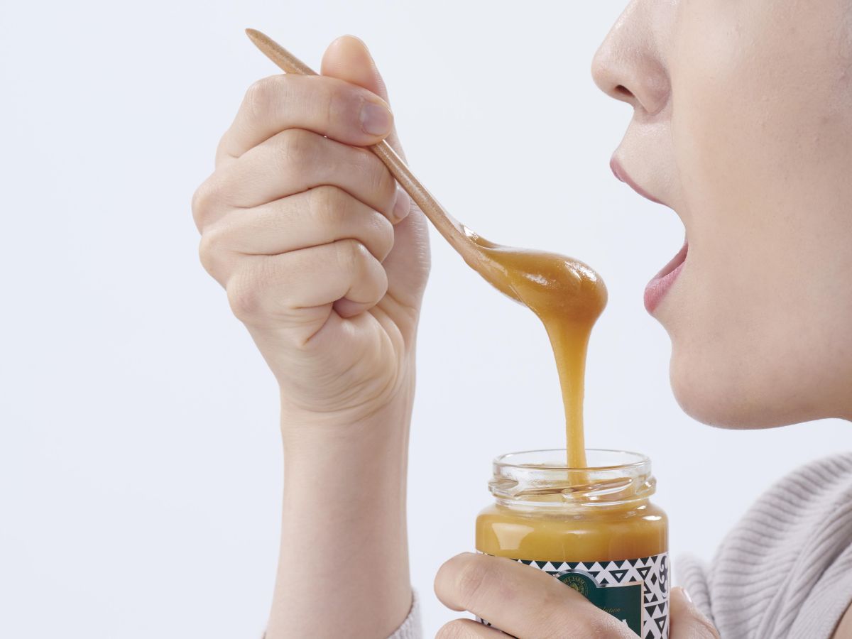 �}�k�J�I��