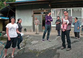 熊本市内に住む長男の政文さんが、子どもと孫を伴って土曜日に一泊で帰省していた