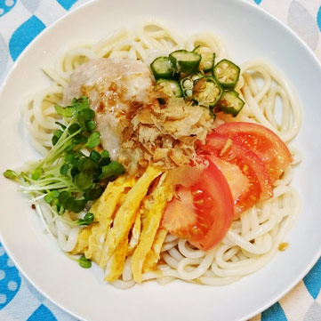 さっぱり夏野菜うどん