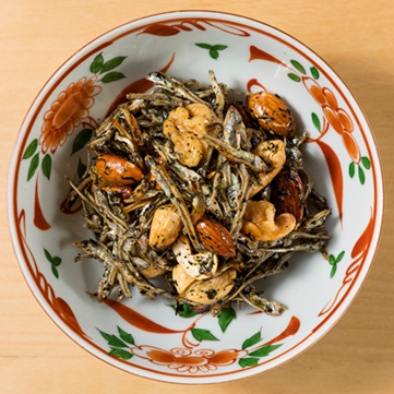 緑茶葉とナッツの田作り