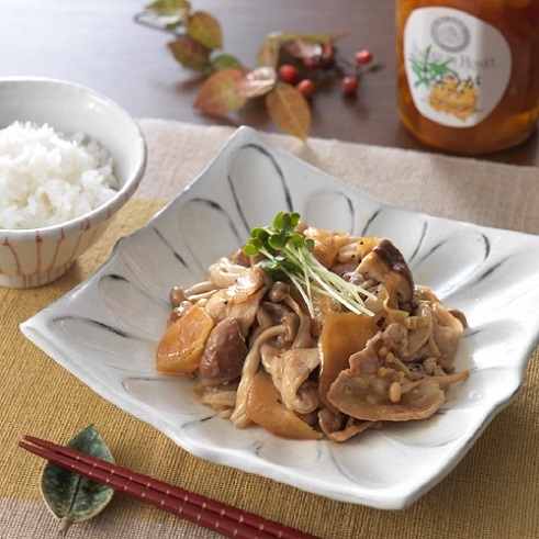 豚肉ときのこのしょうが炒め